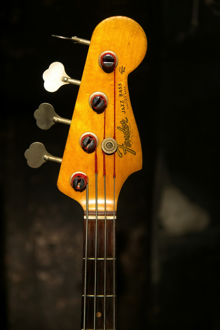 Fender Jazz Bass