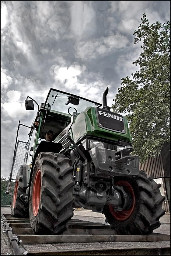 Fendt 208