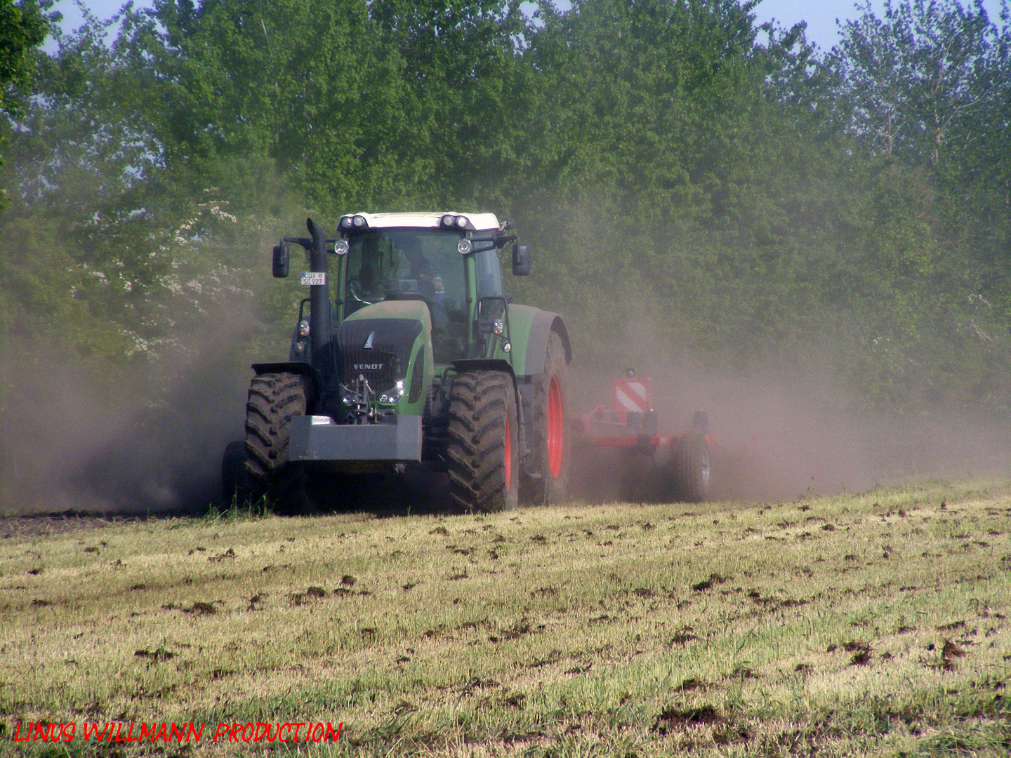 FEndt 927 am Grubbern