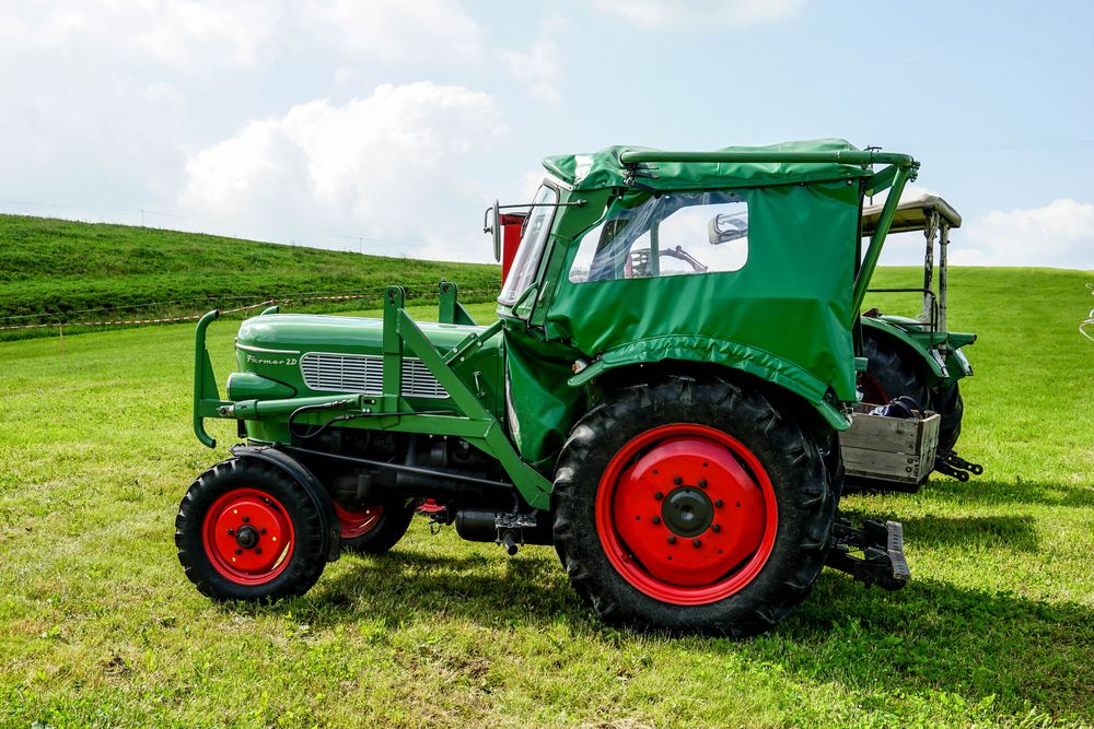 FENDT Farmer 2 D Foto & Bild oldtimer, bayern, reise Bilder auf