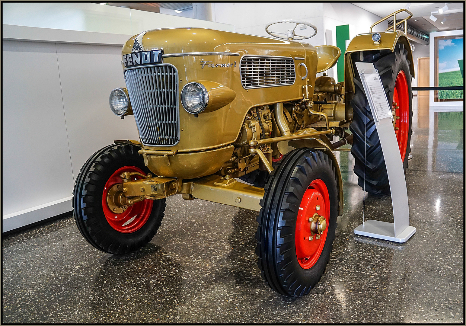 FENDT Forum Marktoberdorf / Ostallgäu