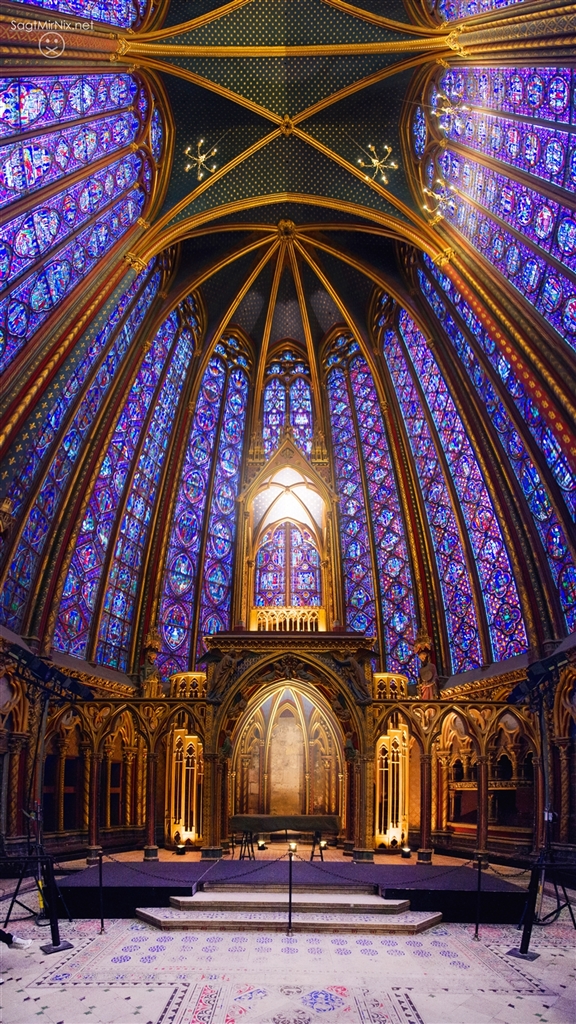 Fenster der Sainte Chapelle in Paris