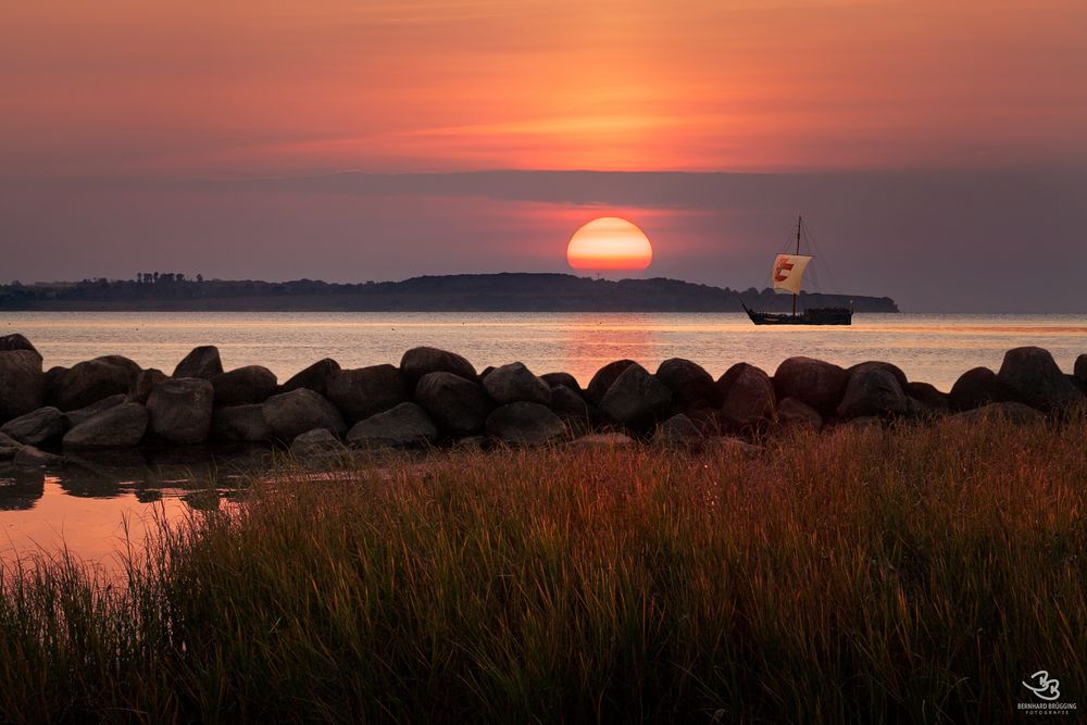 Fenster der Vergangenheit Foto & Bild  world, sonnenuntergang, outdoor Bilder auf fotocommunity
