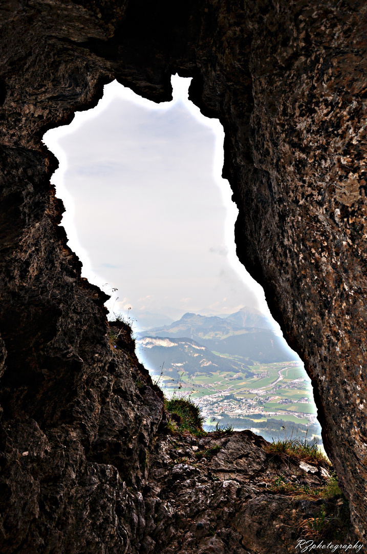 Fenster im Berg