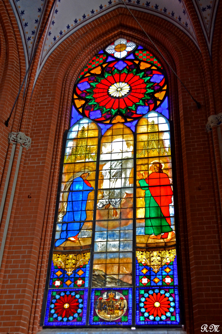 Fenster im Dom zu Schwerin Foto & Bild architektur