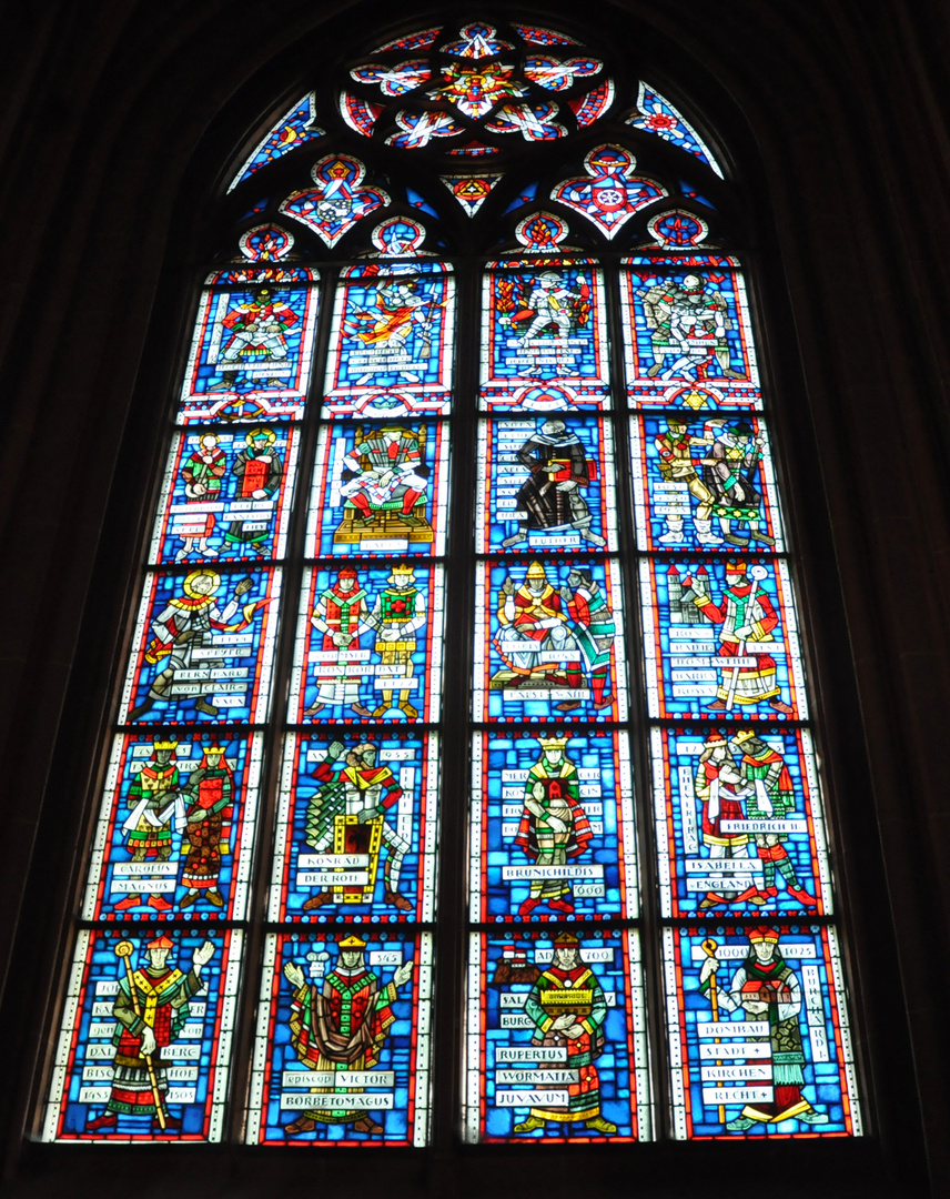 Fenster im Dom zu Worms 1