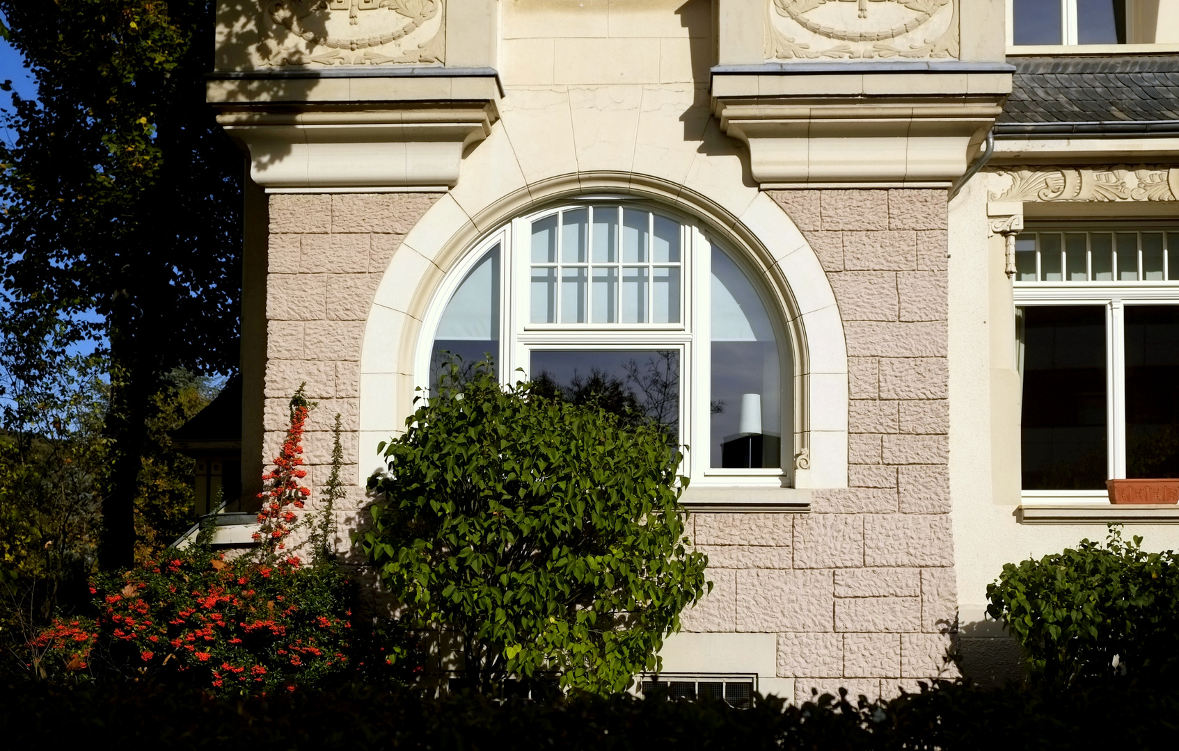 Fenster im Herbst