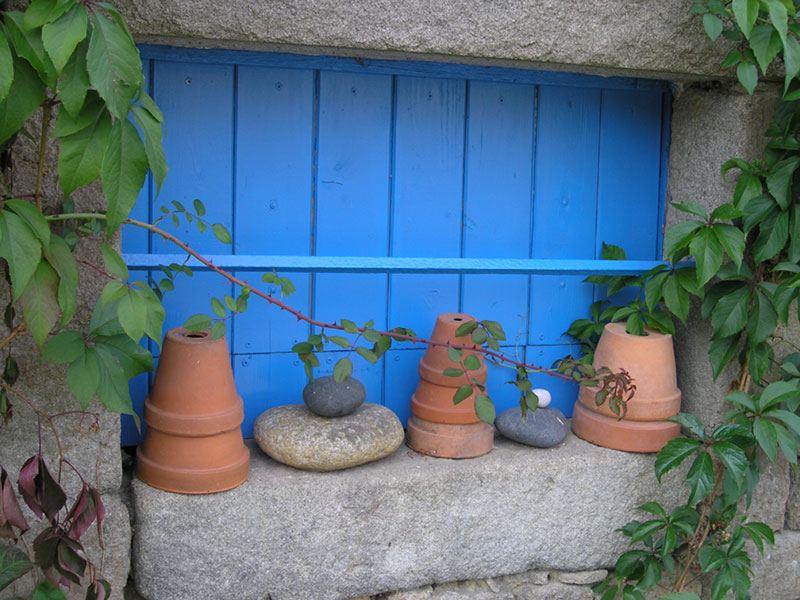 Fenster im Ortsteil 'Le Mustoir' bei Carnac in der Bretagne