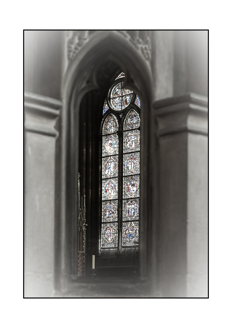 Fenster in der Elisabethkirche in Marburg
