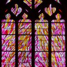 Fenster in der Kirche de la Madeleine in Penmarc'h von Jean Bazaine