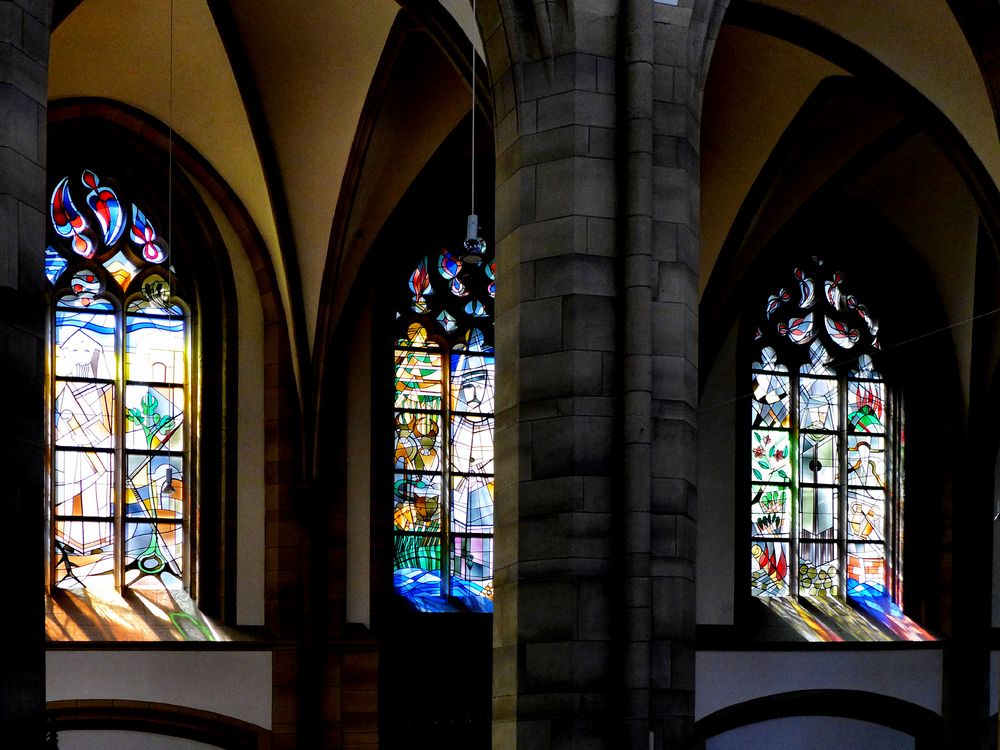 Fenster in der Salvatorkirche Duisburg