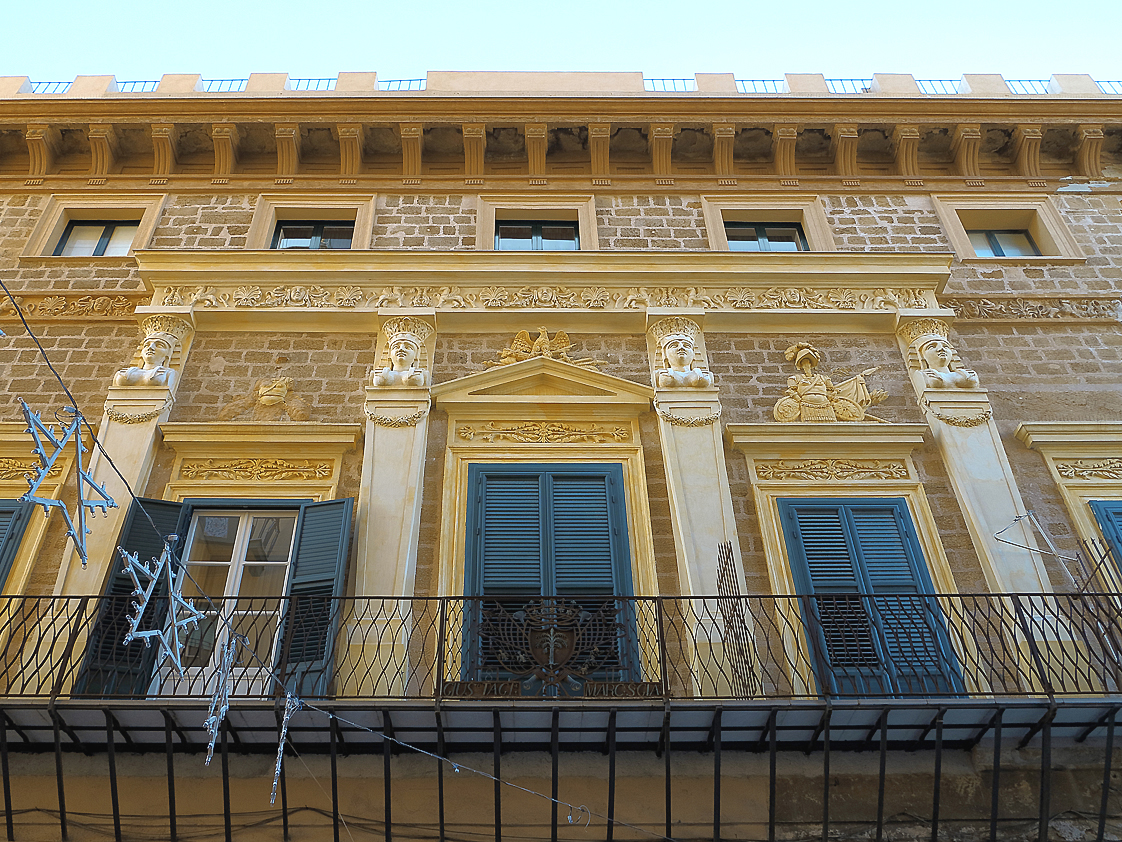 Fenster in Sciacca / Finestre di Sciacca (3)