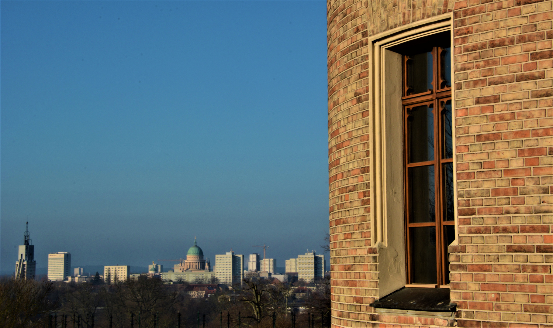 Fenster mit Blick auf Potsdam