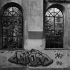 Fenster mit Graffiti