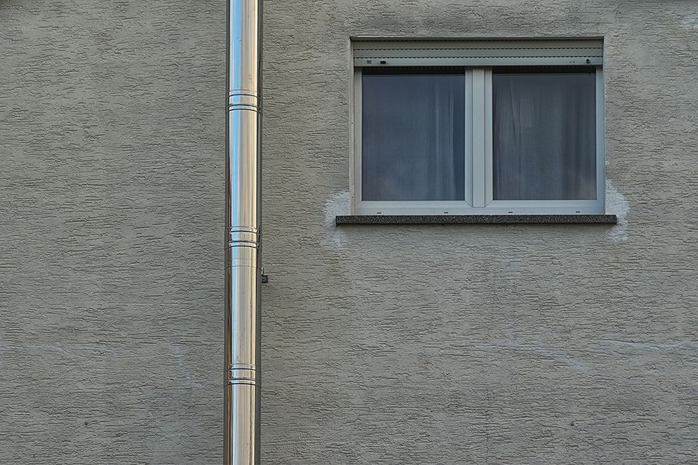 Fenster mit Rohr 