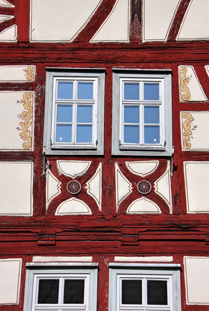 Fenster und Fachwerk