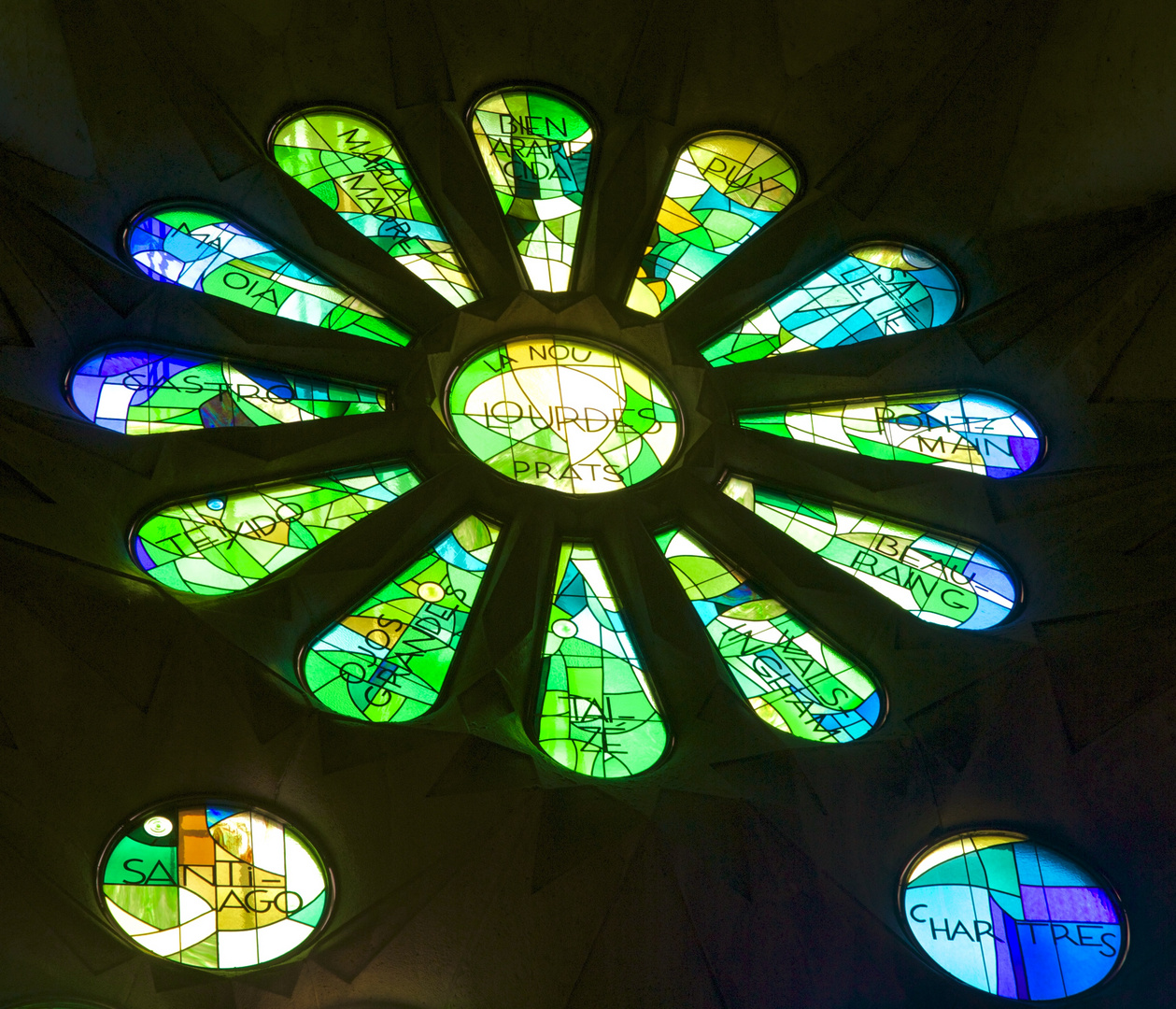 Fenster von Gaudi in der Sagrada Familia