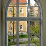 Fenster zur Strasse ....