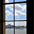 Fensterblick auf die Themse, aus dem Tower.