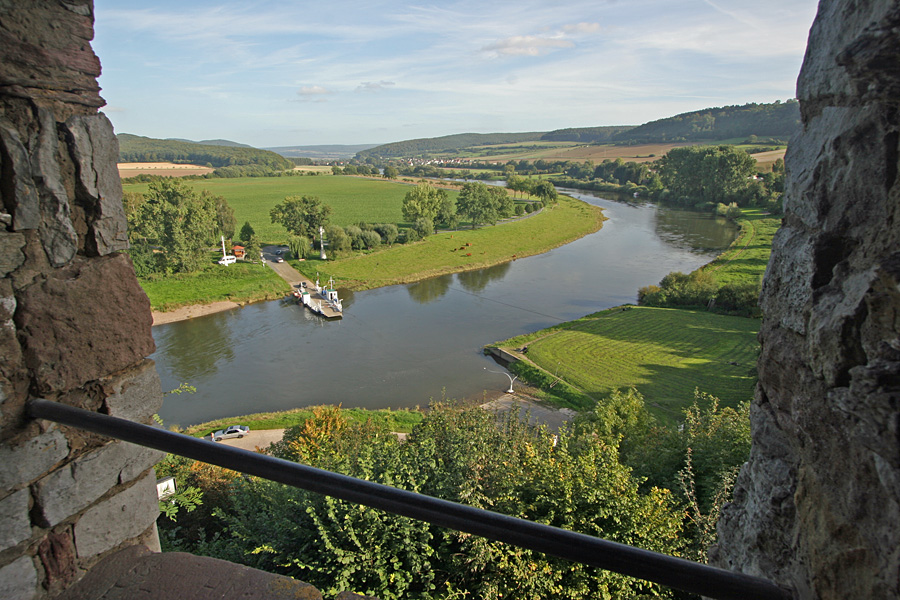 Fensterblick aus der Burg Polle