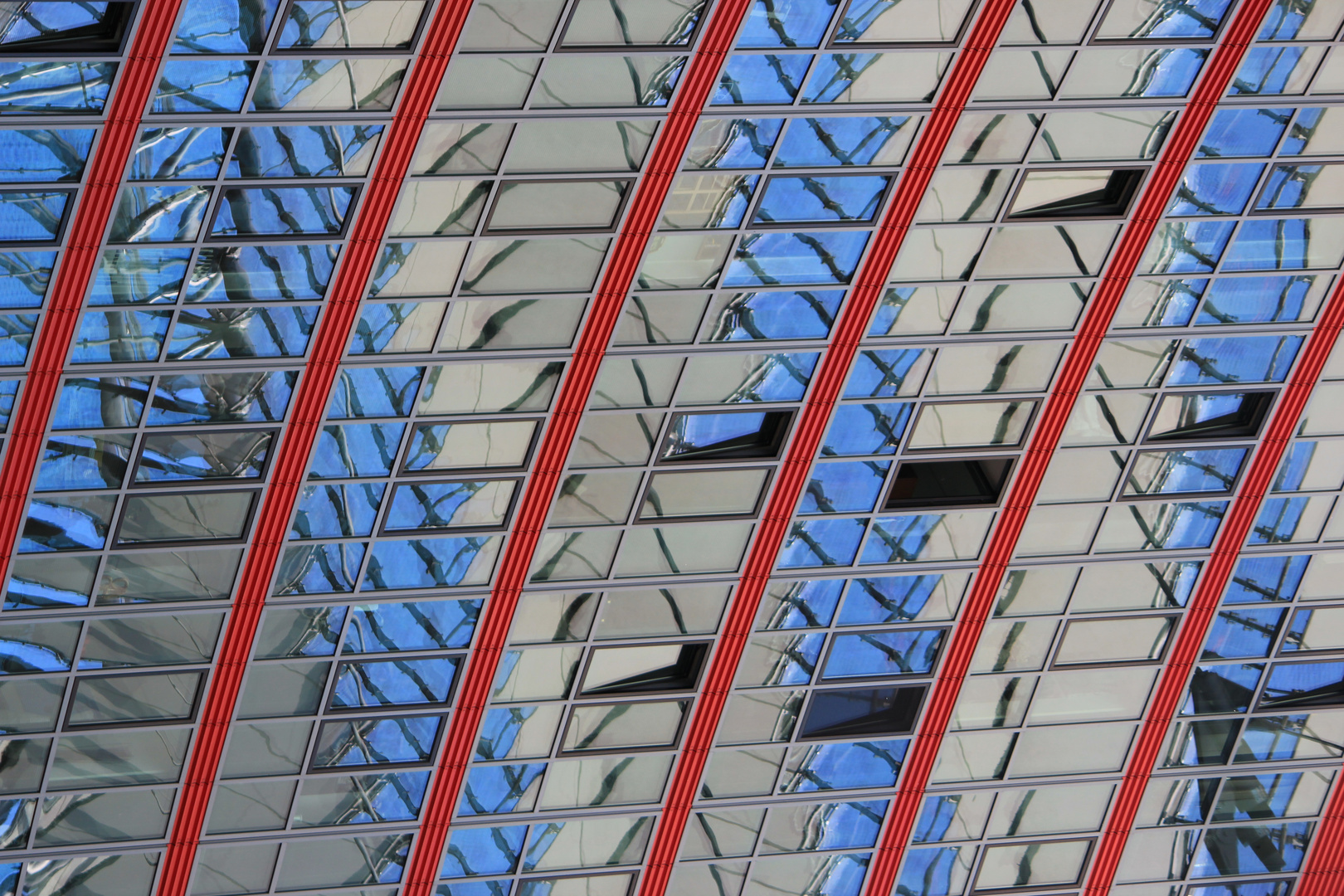 Fensterfassade im Sony Center