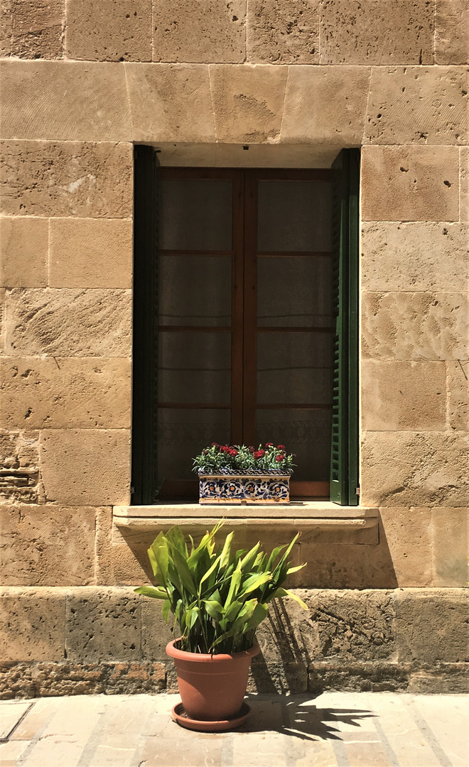 Fensterschmuck in Alcudia