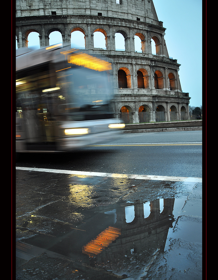 Fermata Colosseo...per fare la foto ho perso l'autobus.