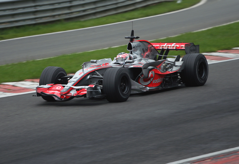 *Fernando Alonso - Eau Rouge (Spa-Francorchamps)*