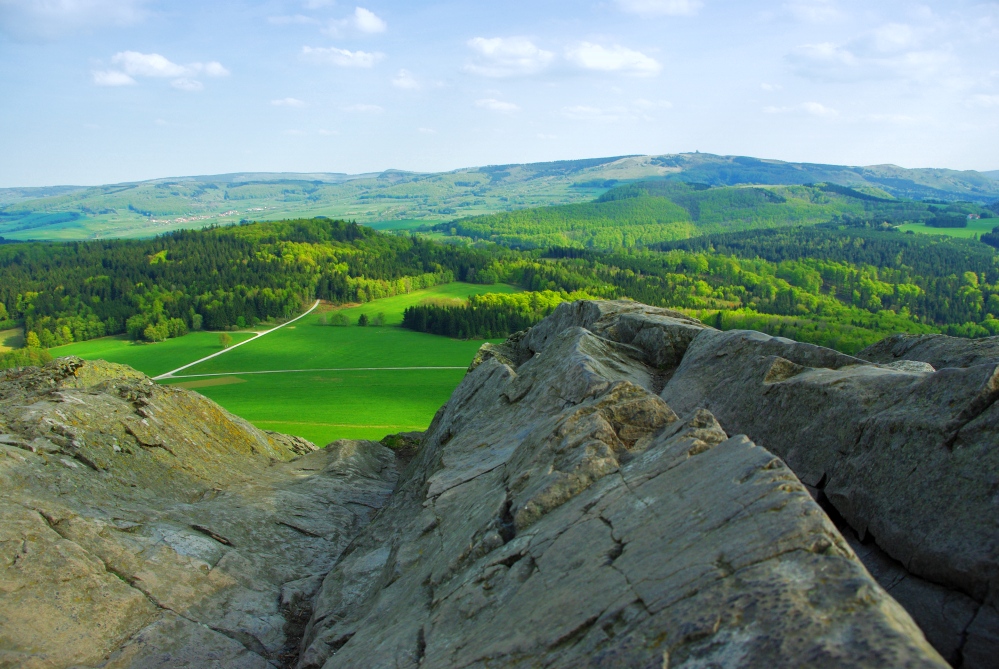 Fernblick von der Milseburg zur Wasserkuppe