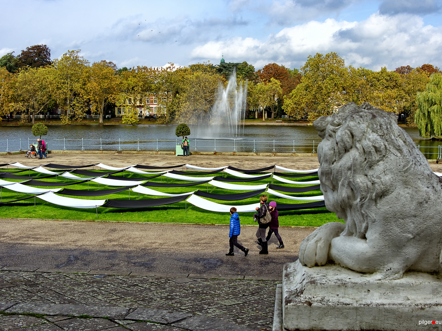 Fernduell auf Schloss Benrath