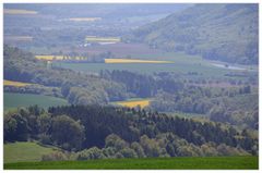 Ferner Blick ins frühlingshafte Wesertal...