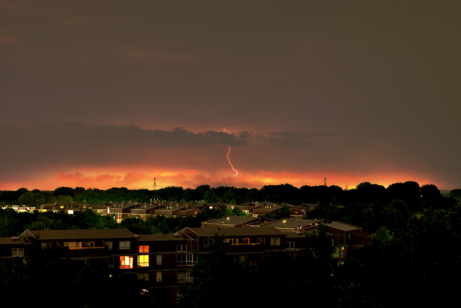 Fernes Sommergewitter