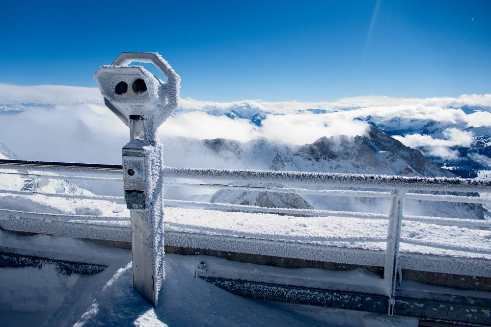 Fernglas am Gipfel des Säntis