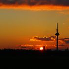 Fernmeldeturm im Sonnenuntergang