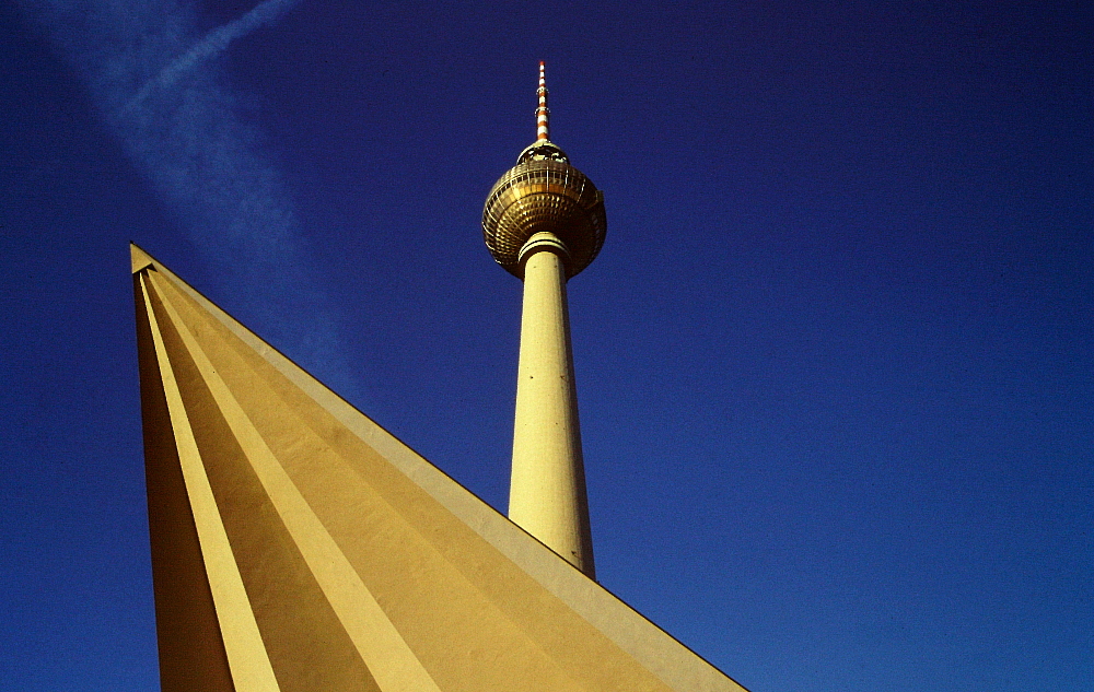 Fernseh-Turm Berlin [ 01 ]