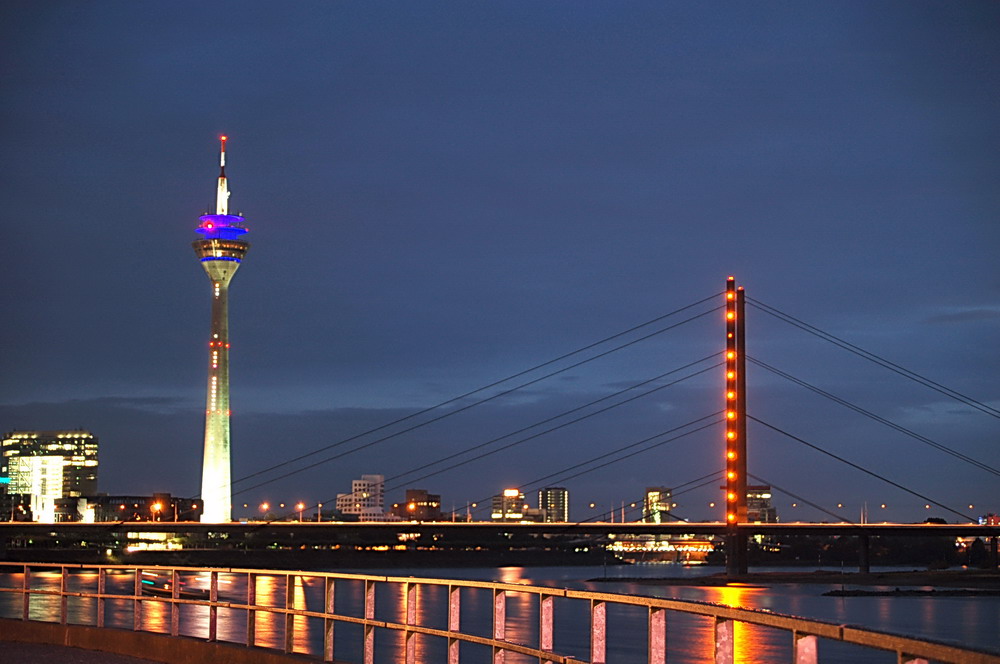 Fernseh Turm Düsseldorf