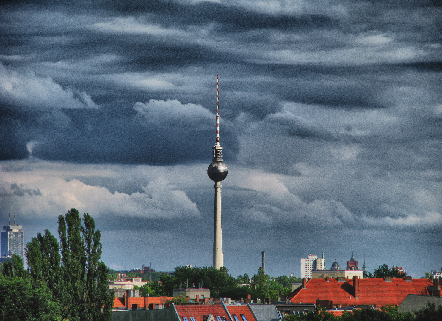 Fernsehturm am Alexanderplatz (HDR)