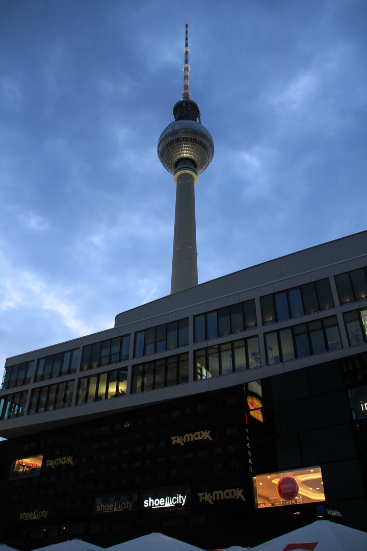 Fernsehturm am Alexanderplatz (IMG_0866)