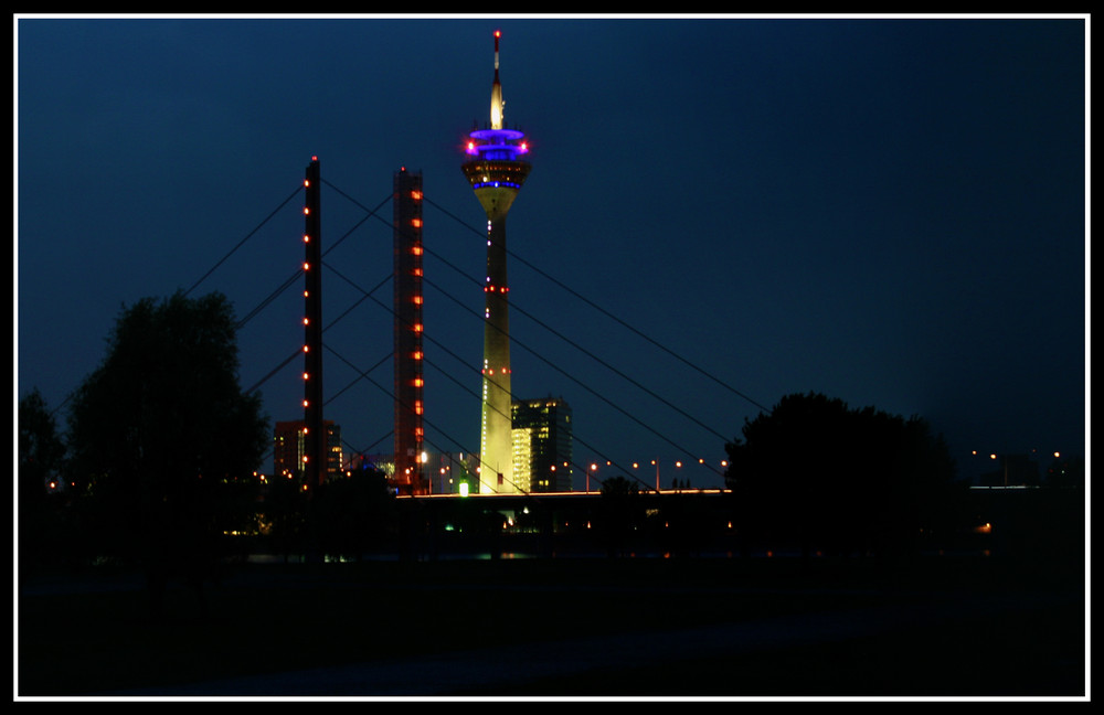 Fernsehturm bei Nacht