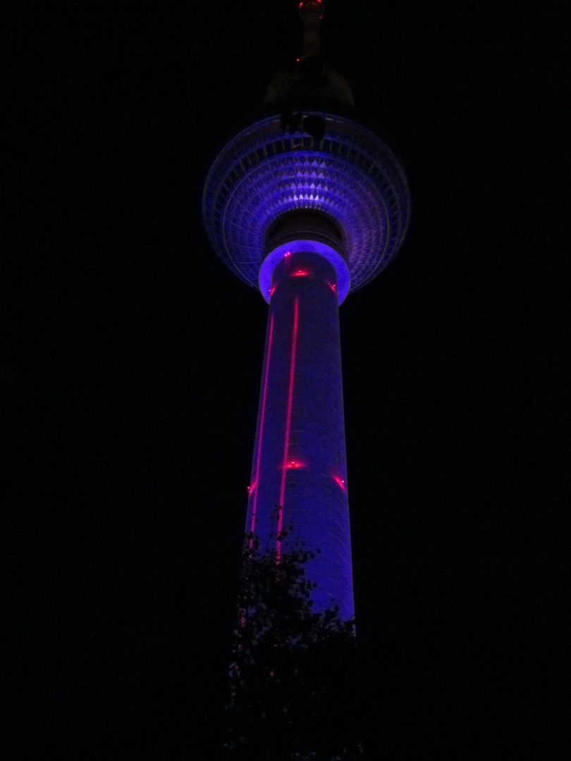 Fernsehturm beim "Festival of Lights" 2011