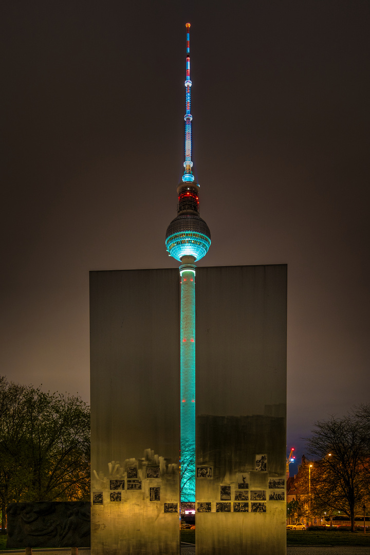 Fernsehturm  Berlin Alexanderplatz