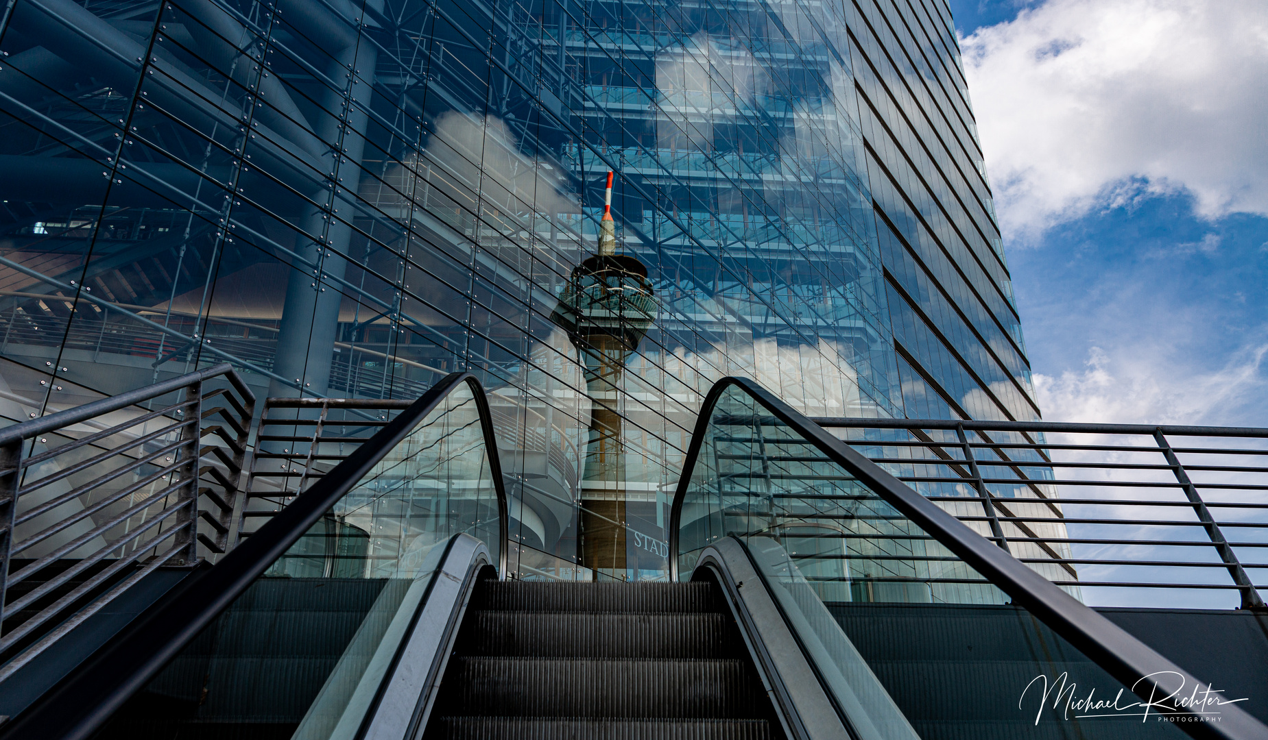 Fernsehturm Düsseldorf mal anders....