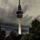 Fernsehturm Hamburg kurz vor dem Gewitter