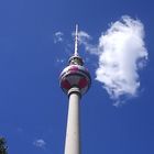 Fernsehturm im Fussballkleid