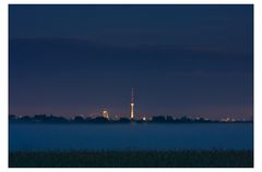 Fernsehturm im Nebel