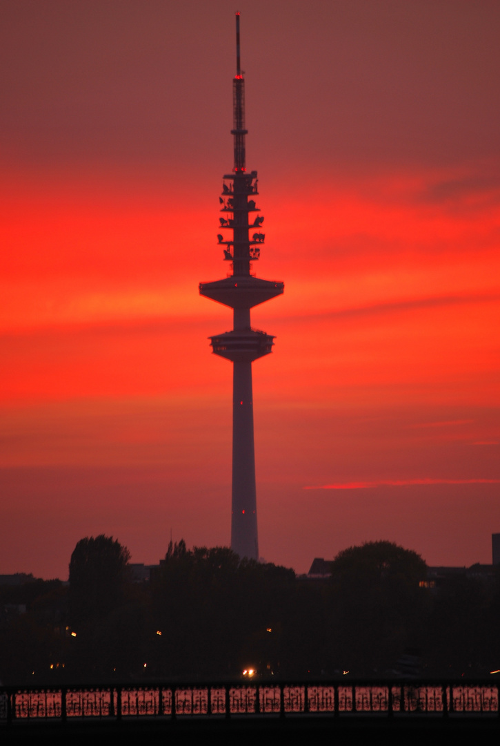 Fernsehturm in Abendstimmung