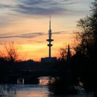 Fernsehturm in der Abenddämmerung