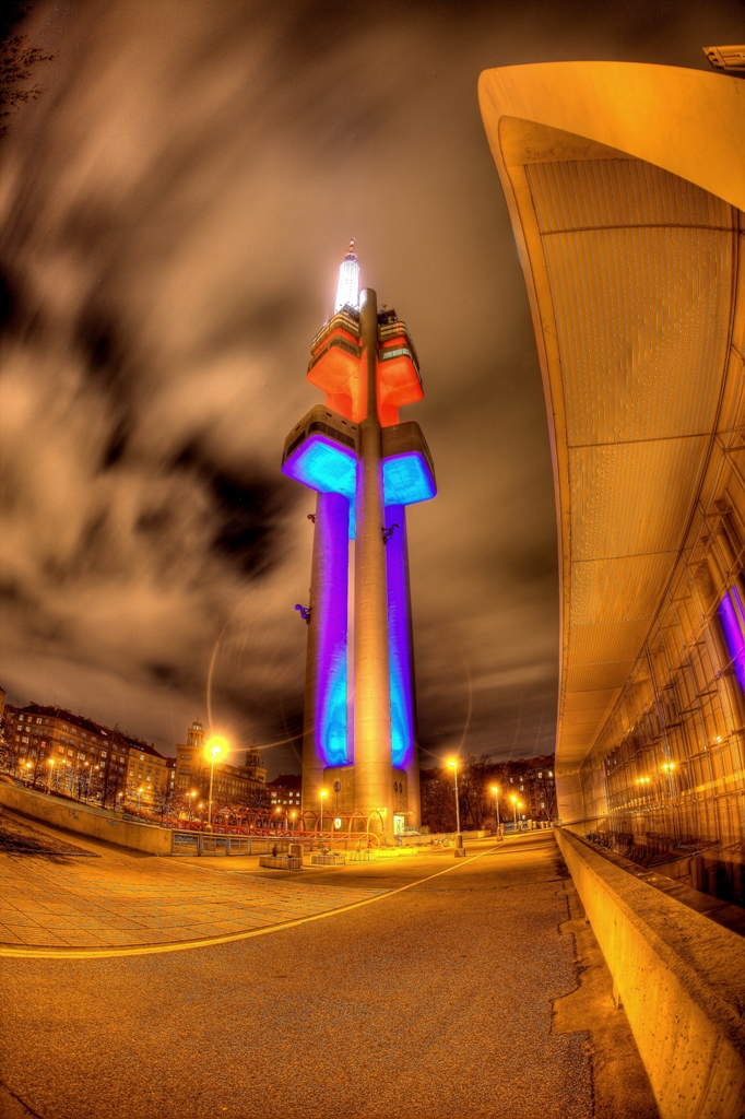 Fernsehturm in Prag HDR