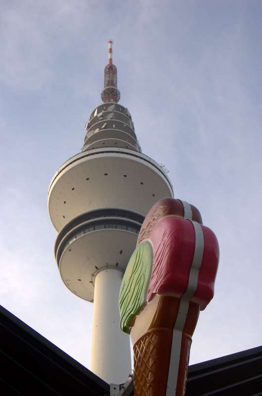 Fernsehturm mit Eis