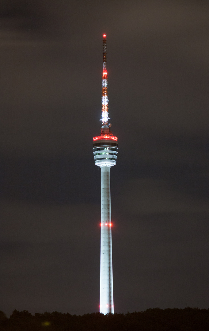 Fernsehturm Stuttgart bei Nacht